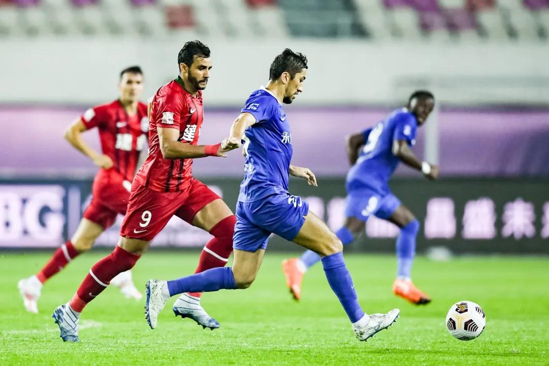 لاعبحققجميعالبطولاتالأوروبيةقصةالإنجازغيرالمسبوق
